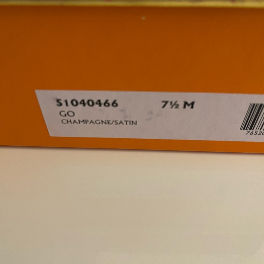 KATE SPADE SANDALS - Picture 6 of 6